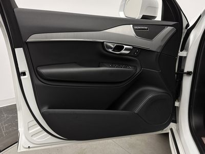 2022 Volvo XC90 - Photo 10