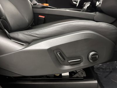 2022 Volvo XC90 - Photo 37