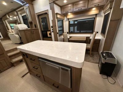 2022 DRV Mobile Suites Luxury 44 Nashville — front three-quarter view