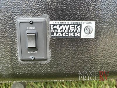 2021 Palomino PUMA 28DBFQ Travel Trailer - Photo 6