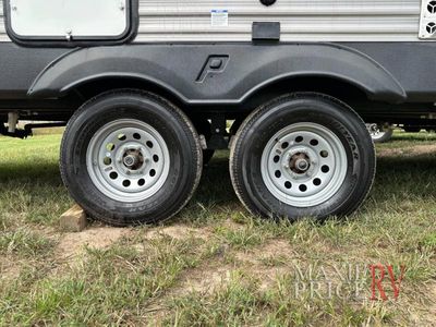 2021 Palomino PUMA 28DBFQ Travel Trailer - Photo 8