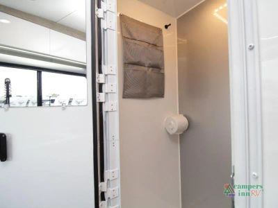 2025 inTech RV Sol — photo 21 view