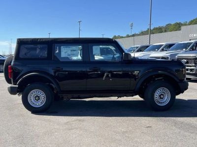 2025 Ford Bronco - Photo 2