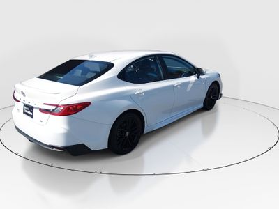 2025 Toyota Camry — photo 7 view