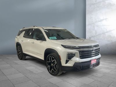 2025 Chevrolet Traverse — photo 8 view