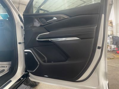 2025 Chevrolet Traverse — photo 21 view