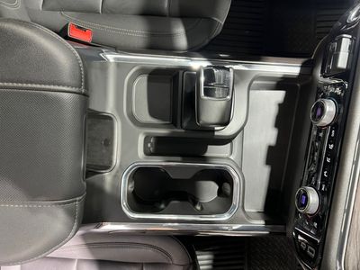 2024 Chevrolet Silverado 1500 — photo 13 view