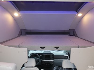 2026 Thor Motor Coach Magnitude Grand - Photo 13