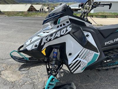 2025 Polaris 9R RMK KHAOS 165 White and Teal - Photo 12
