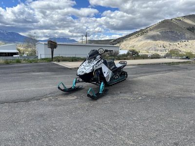 2025 Polaris 9R RMK KHAOS 165 White and Teal - Photo 2