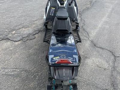 2025 Polaris 9R RMK KHAOS 165 White and Teal - Photo 7
