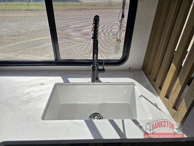 2026 Wildwood 250ZEN — photo 8 view