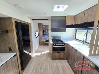 2026 Wildwood 250ZEN — photo 7 view