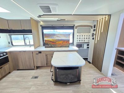 2026 Wildwood 250ZEN — photo 14 view