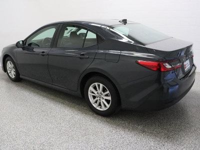 2025 Toyota Camry FWD - Photo 9
