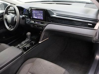 2025 Toyota Camry FWD - Photo 35
