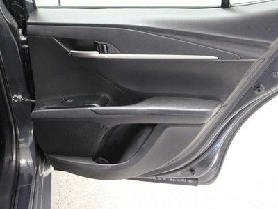 2025 Toyota Camry FWD - Photo 32