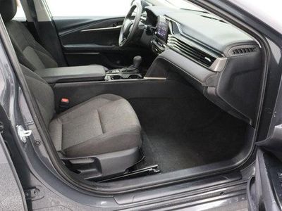 2025 Toyota Camry FWD - Photo 36