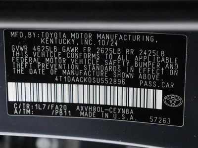 2025 Toyota Camry FWD - Photo 40