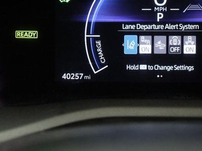2025 Toyota Camry FWD - Photo 39