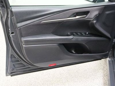2025 Toyota Camry FWD - Photo 12