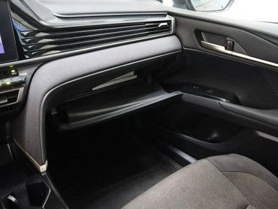 2025 Toyota Camry FWD - Photo 22