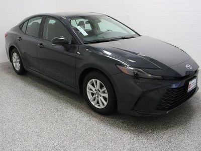 2025 Toyota Camry FWD - Photo 4