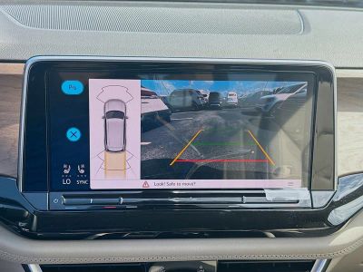2026 Volkswagen Atlas — photo 13 view
