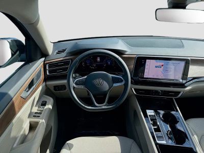 2026 Volkswagen Atlas — photo 17 view