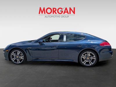 2015 Porsche Panamera — photo 7 view