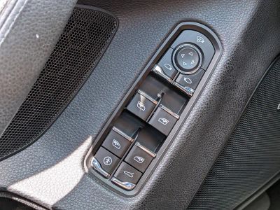 2015 Porsche Panamera — photo 22 view