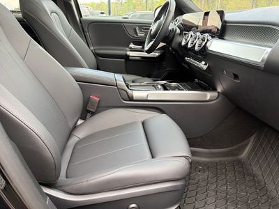 2024 Mercedes-Benz GLB - Photo 35