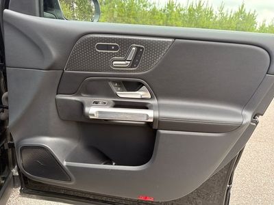 2024 Mercedes-Benz GLB - Photo 34