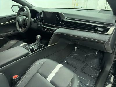 2025 Toyota Camry — photo 26 view