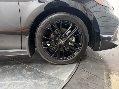 2025 Toyota Camry — photo 7 view