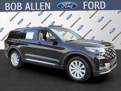 2025 Ford Explorer Platinum in Black Metallic — front three-quarter view