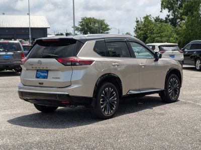 2024 Nissan Rogue — detail view