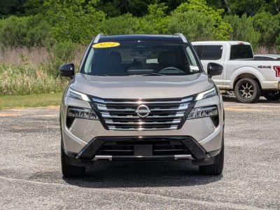 2024 Nissan Rogue — photo 8 view