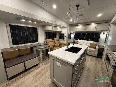 2026 Brinkley Model Z - Photo 18