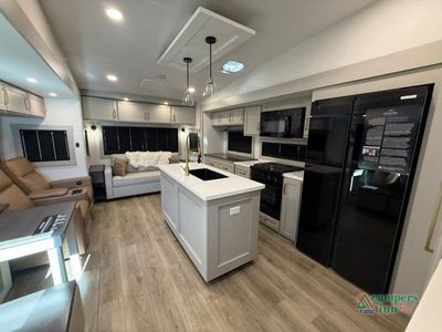 2026 Brinkley Model Z - Photo 15