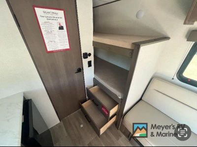 2026 Grand Design Transcend One - Photo 20