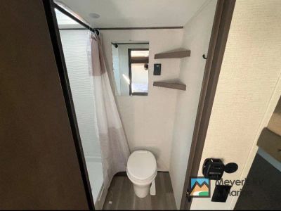 2026 Grand Design Transcend One - Photo 16