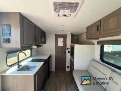 2026 Grand Design Transcend One - Photo 6