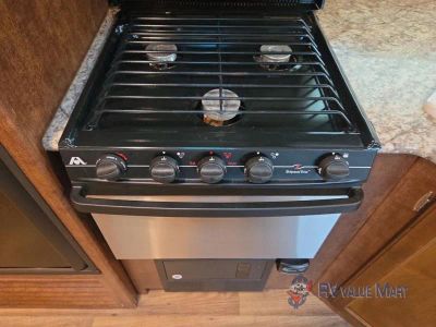 2017 Keystone RV Outback Ultra Lite — photo 21 view