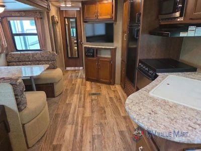 2017 Keystone RV Outback Ultra Lite — photo 18 view