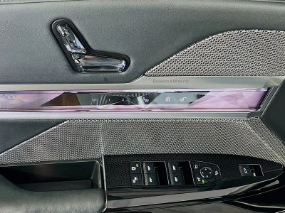 2024 BMW 7 Series — photo 13 view