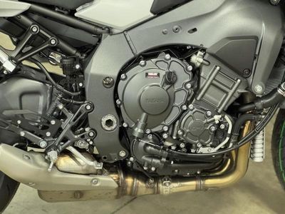 2025 Yamaha MT-10 - Photo 11