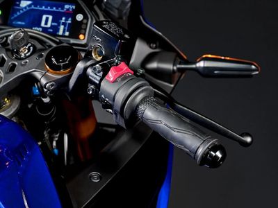 2026 Yamaha YZF-R3 - Photo 15