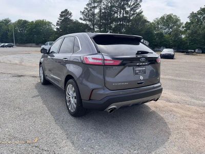 2022 Ford Edge — detail view