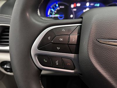 2022 Chrysler Pacifica - Photo 18
